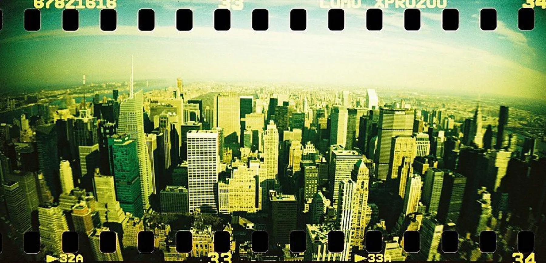 Fashion Sprocket Rocket 35 mm Panoramic Camera Peacock Experimental